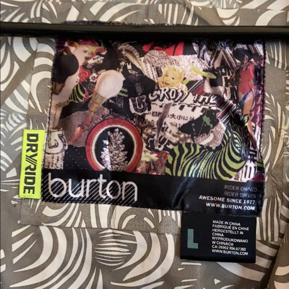 Burton Dry Ride - Picture 6 of 8